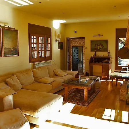 度假居 Premium Habitat La Tordera 滨海比拉萨尔